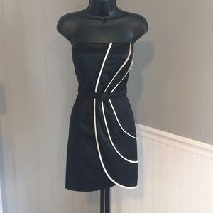 🍾🎊 Cocktail Dress black sz L w/ belt and breast pads.
